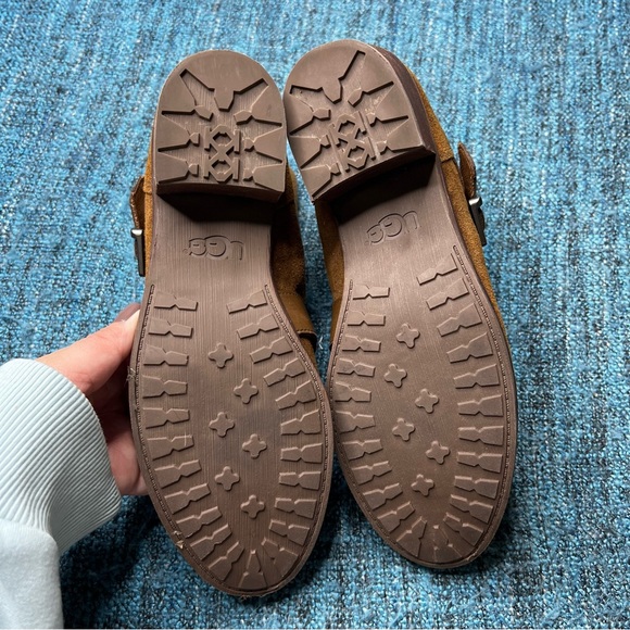 UGG Wright Belted Leather Boots in Brown - Picture 8 of 9